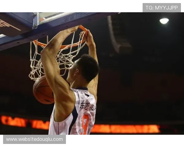 斗球直播免费体育直播软件功能介绍，支持多设备同步观看体育赛事免费体验