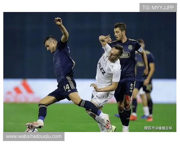 斗球直播苹果手机版免费下载安装，尽享全球足球赛事精彩内容