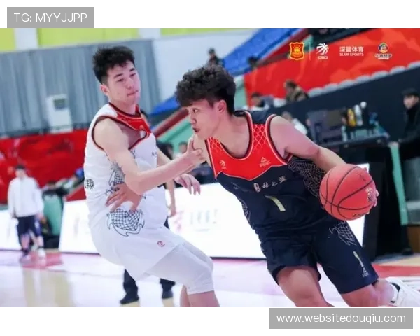 斗球篮球直播平台最新赛事实时同步全场高清无延迟观看体验